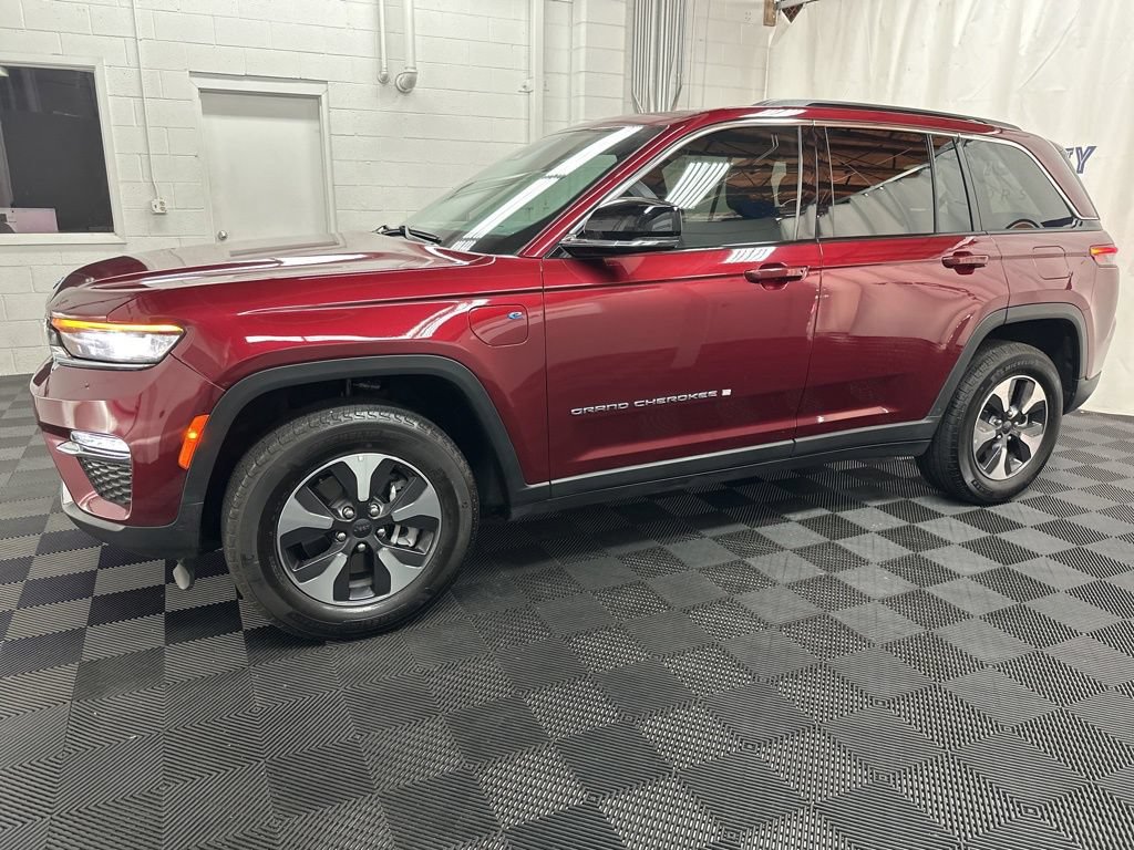 jeep grand cherokee 2024 1C4RJYB61RC124861 image jeep grand cherokee 2024 1C4RJYB61RC124861 image